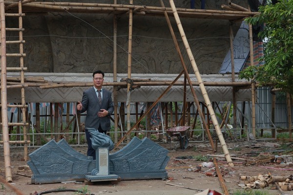 Lắp dựng ngọn đuốc cách mạng