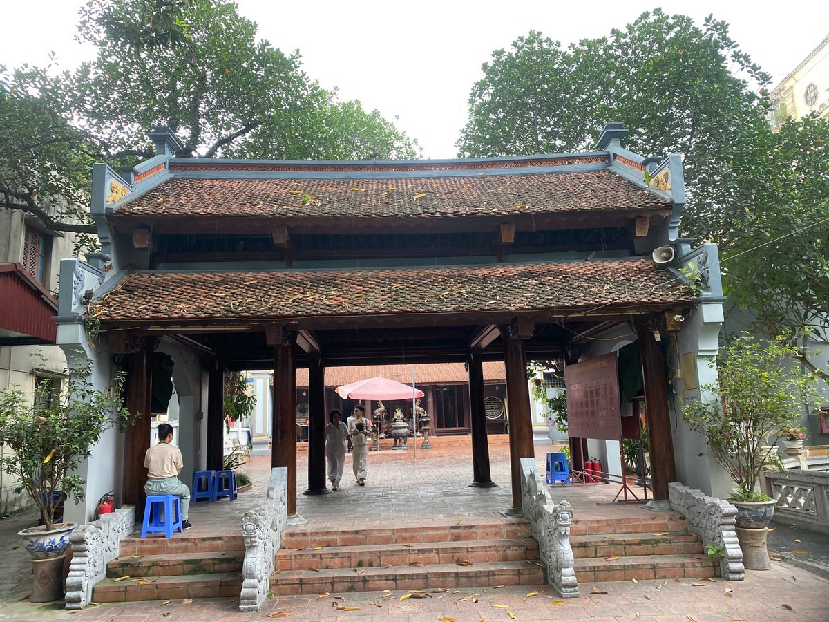 Nghi môn Đình Ứng Thiên