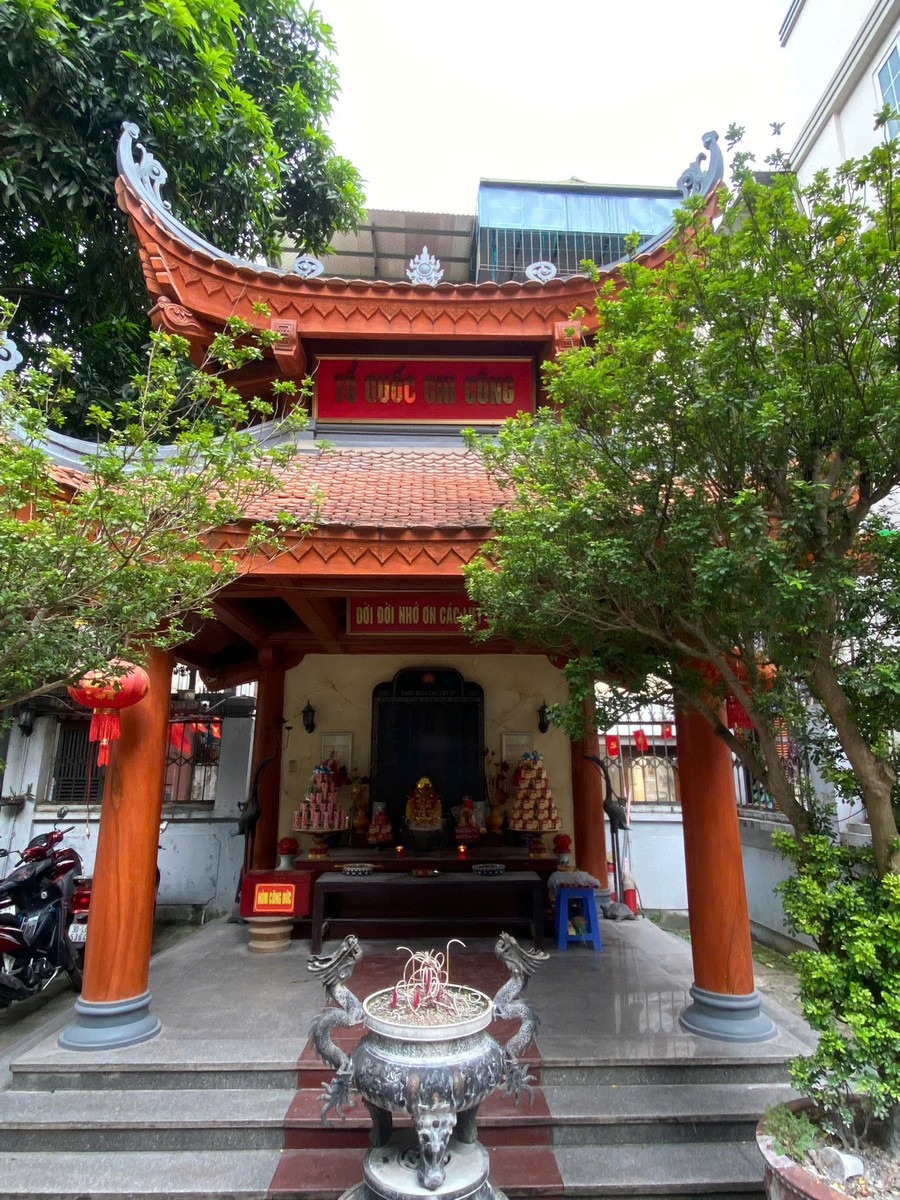 Kiến trúc Nhà bia