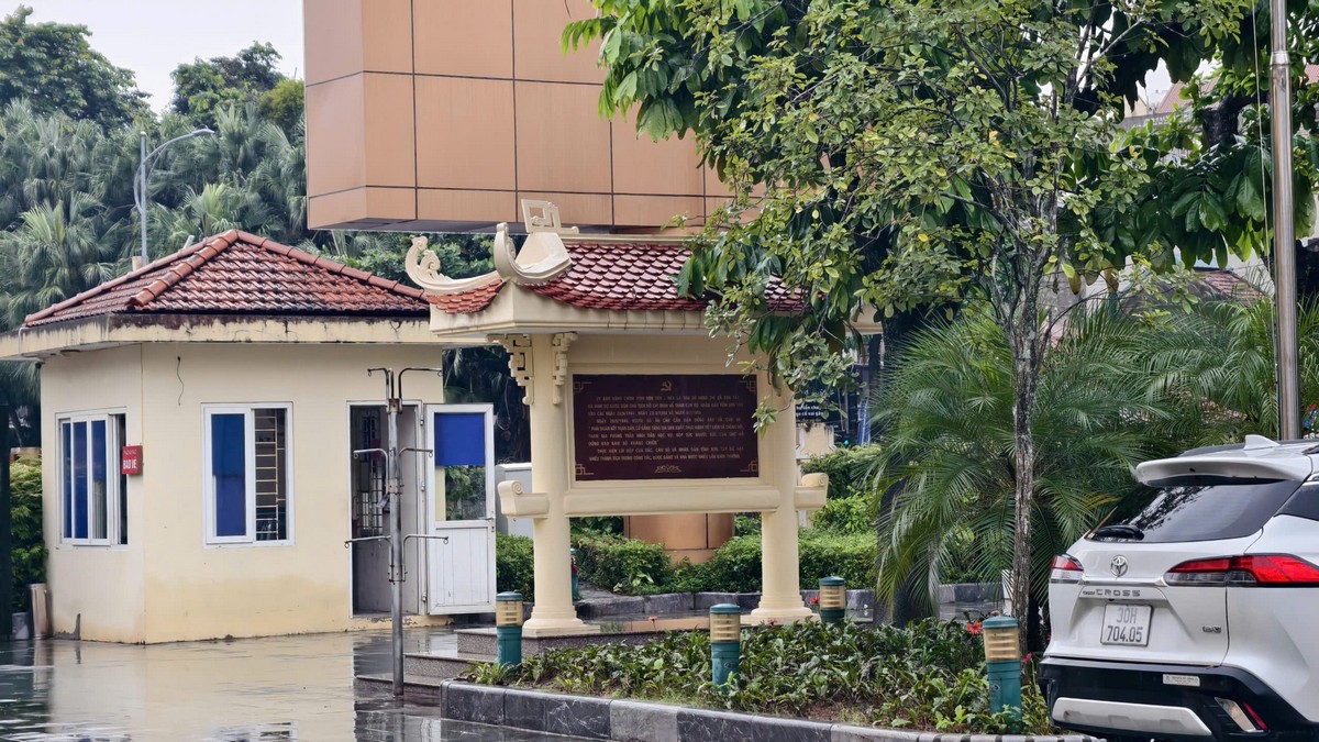 Hiện trạng di tích cổng và khuôn viên