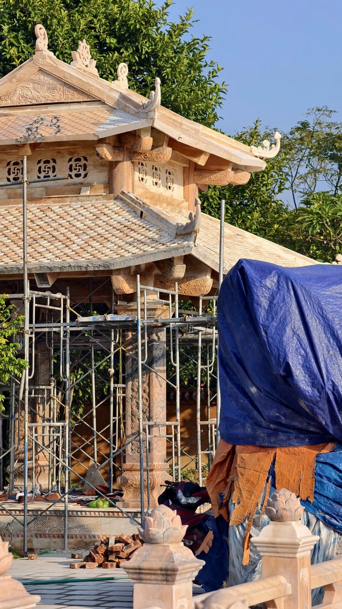 Giám sát hoàn thiện chi tiết mái