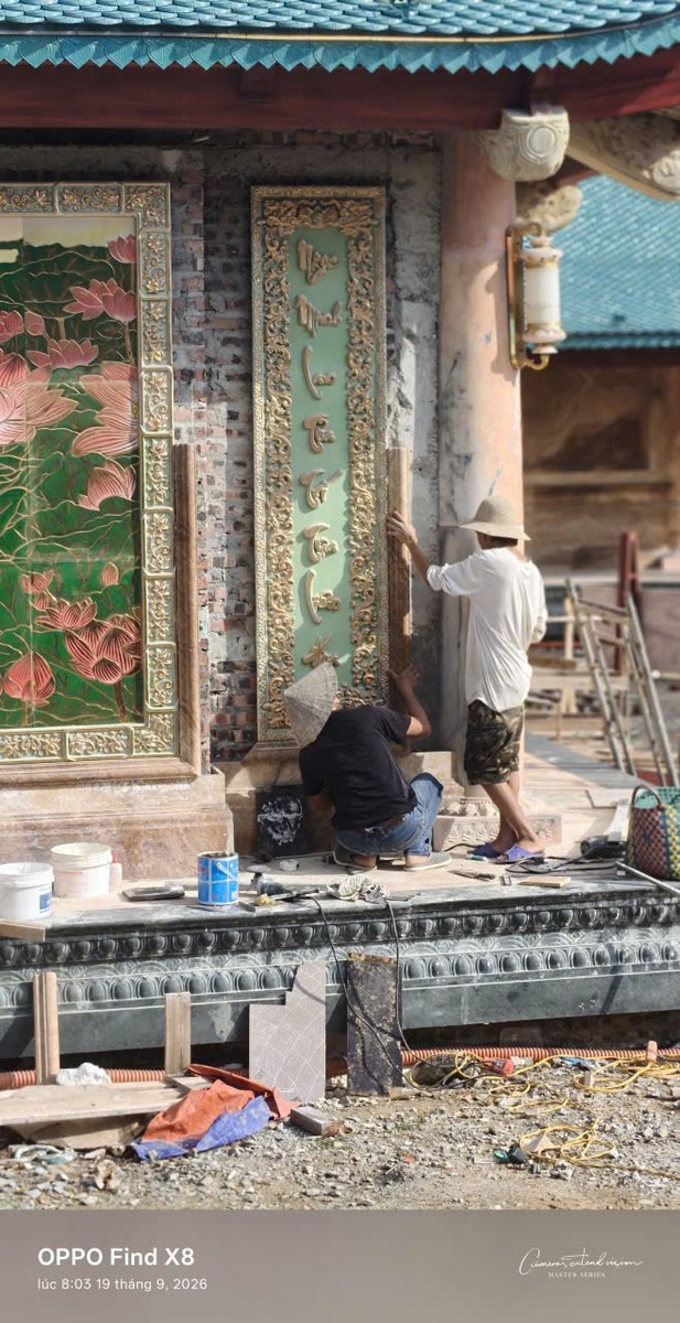 Thi công lắp dựng mảng phù điêu đá