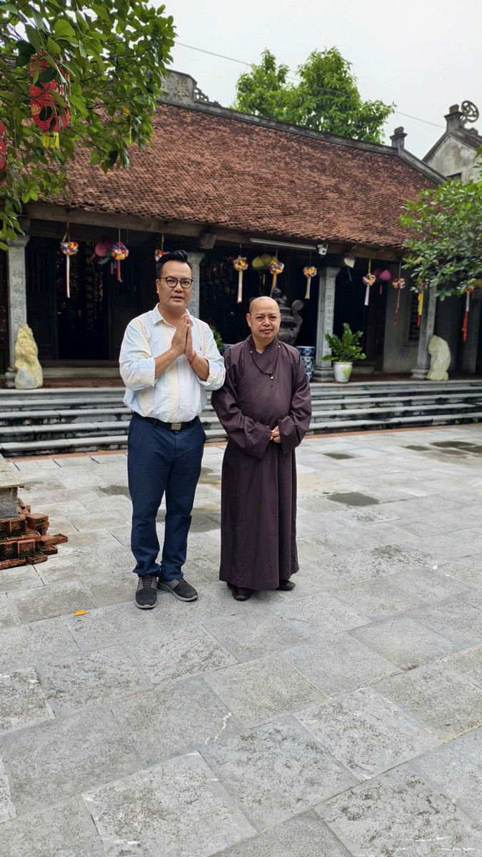 Đoàn chuyên gia khảo sát hiện trường Chùa Sủi