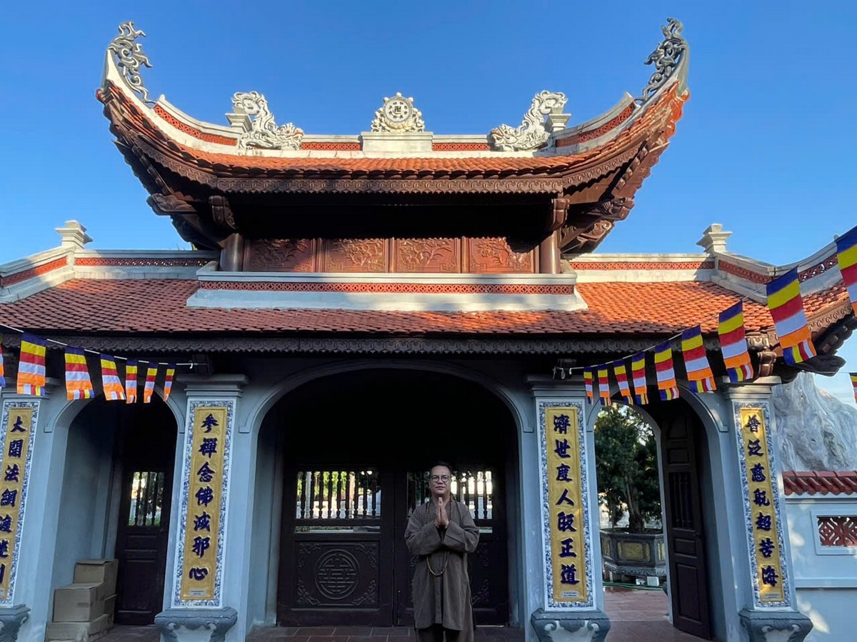 Tiêu điểm cổng Tam quan chùa Đông Yên
