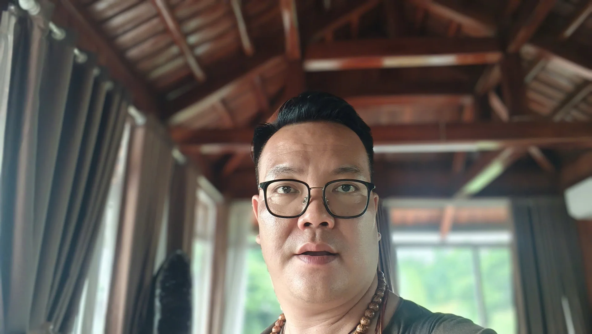 Sân, vườn năng lượng thạch anh tím - Chùa, vườn Quang Minh, Phú Thọ